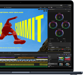 Daļēji redzams MacBook Air ekrāns ar video apstrādi, lai demonstrētu M5 čipa iespējas
