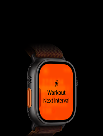 Apple Watch Ultra 4, carcasă din titan, culoare Negru, exercițiu de Alergare, intervalul următor, partea exterioară stângă, buton Acțiune portocaliu, brățară Alpină