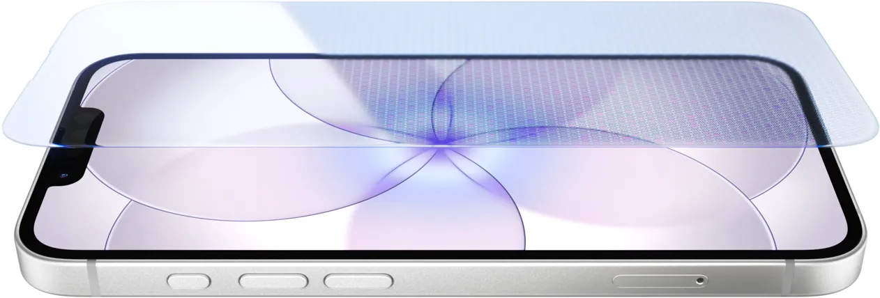 白色 iPhone 17e 的機身正面展示超瓷晶盾 2，機身側面展示動作按鈕和音量按鈕