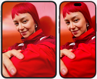 直向打開的 iPhone Duo 和 iPhone 18 Pro Max 並排，螢幕顯示同一幅身穿紅衣的紅髮人圖像。因為 iPhone Duo 螢幕較大，所以可顯示更多圖像內容